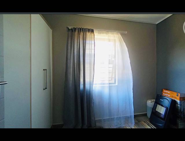 3 BEDROOM FREESTANDING FOR SALE IN LOTUS GARDENS